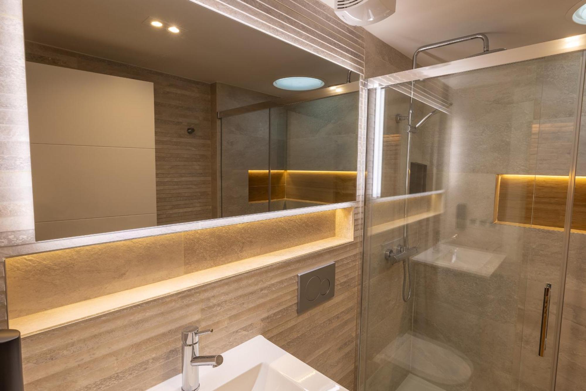 Appartamento Tuapartamento Gran Boutique - Centro Ciudad Plaza Del Castillo Pamplona Esterno foto